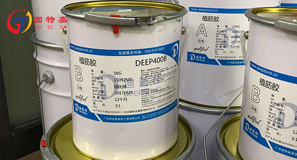 在不同的環境溫度下，結構植筋膠的使用有哪些變化